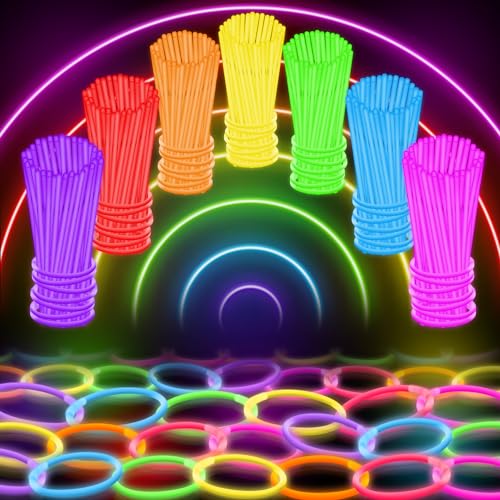 100 Ultra Bright Glow Sticks Party Pack
